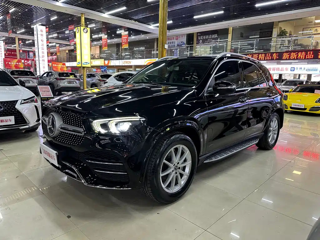 Mercedes-Benz GLE 2020 — фото 1