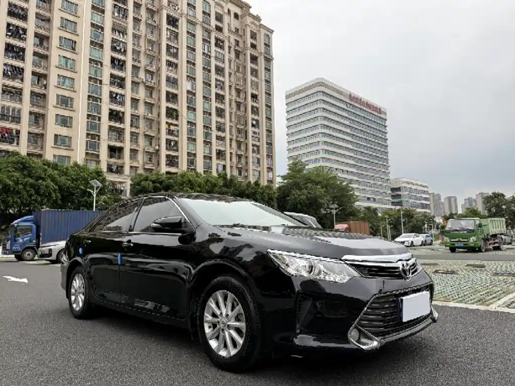 Toyota Camry 2016