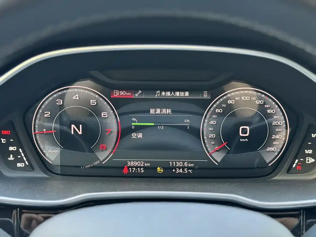 Audi Q3 2022 — фото 14