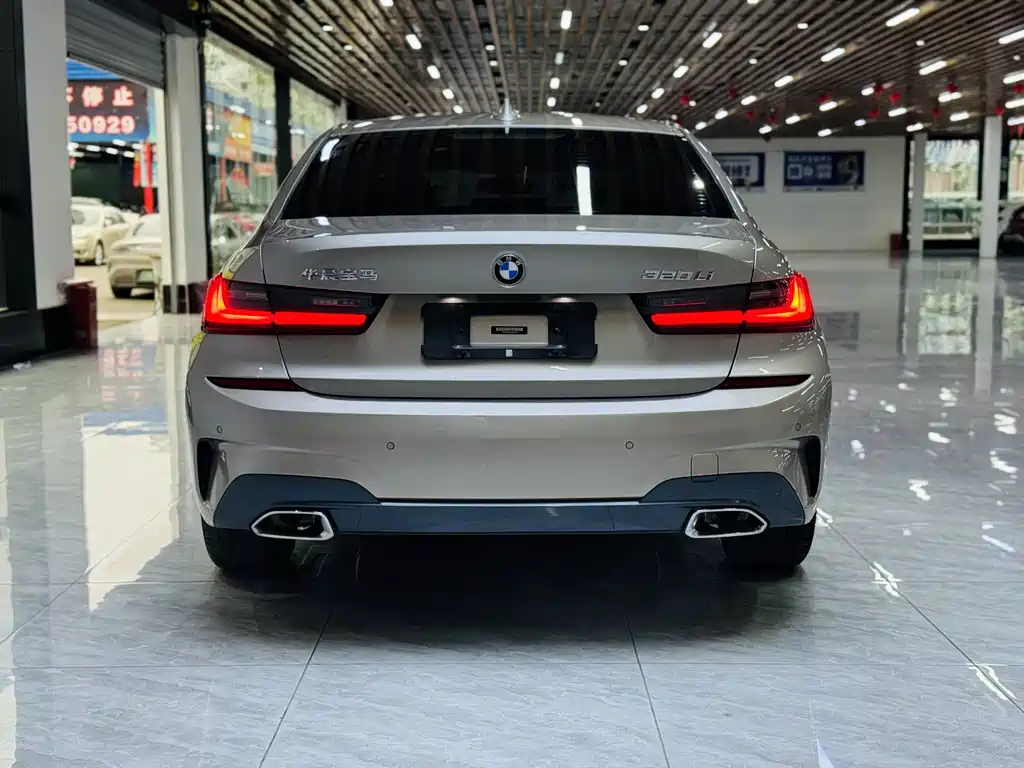 BMW 3 Series 2020 — фото 18