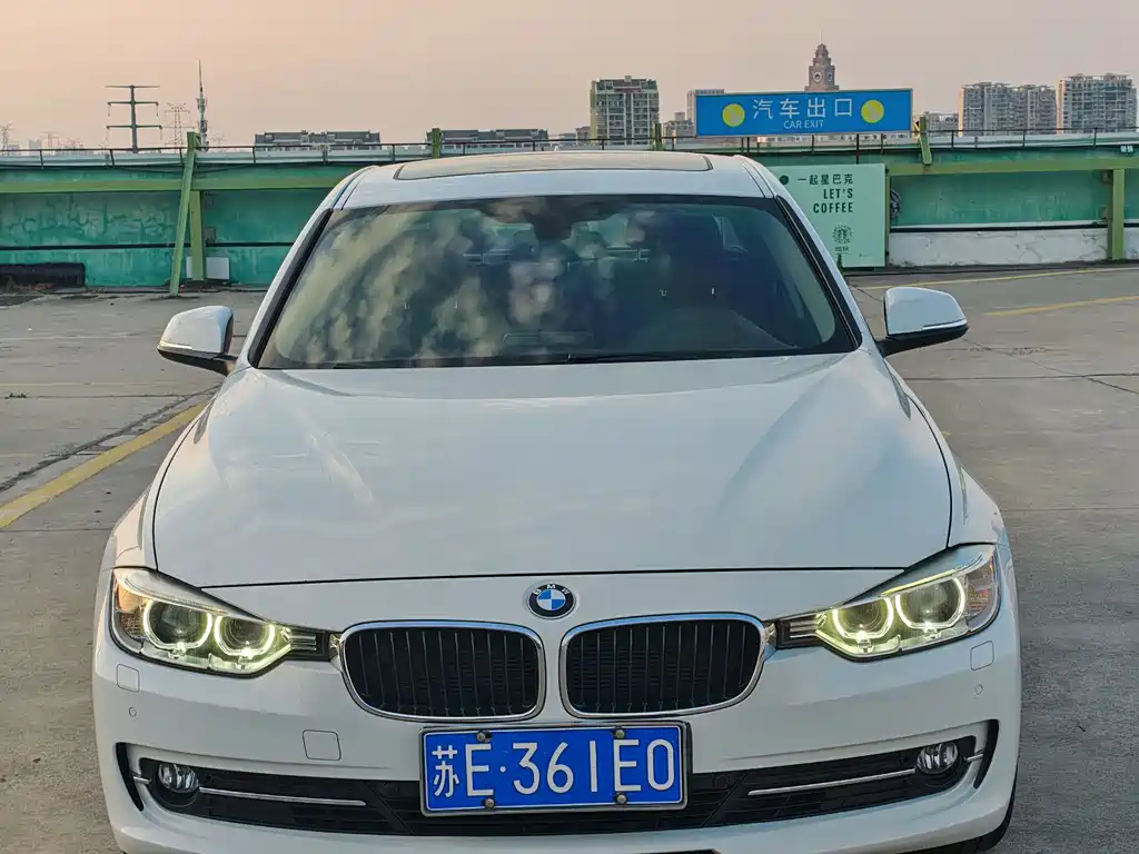 BMW 3 Series 2015 — фото 1