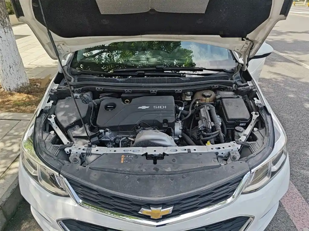 Chevrolet Cruze 2018 — фото 11