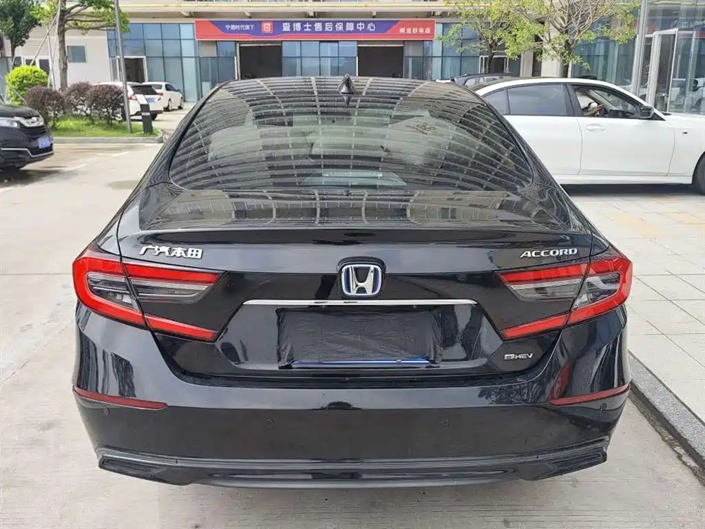 Honda Accord 2022 — фото 8