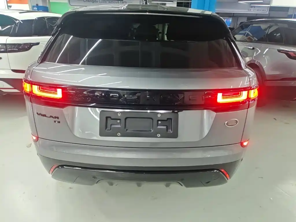 Land Rover Range Rover Velar 2021 — фото 6
