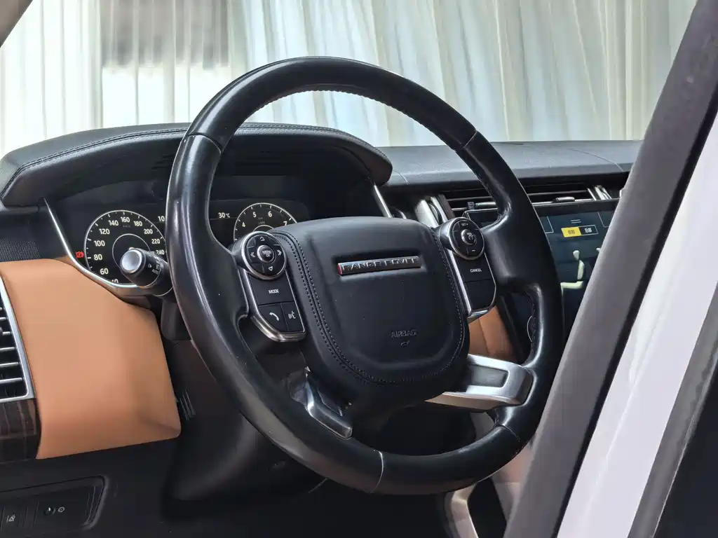 Land Rover Range Rover 2018 — фото 4