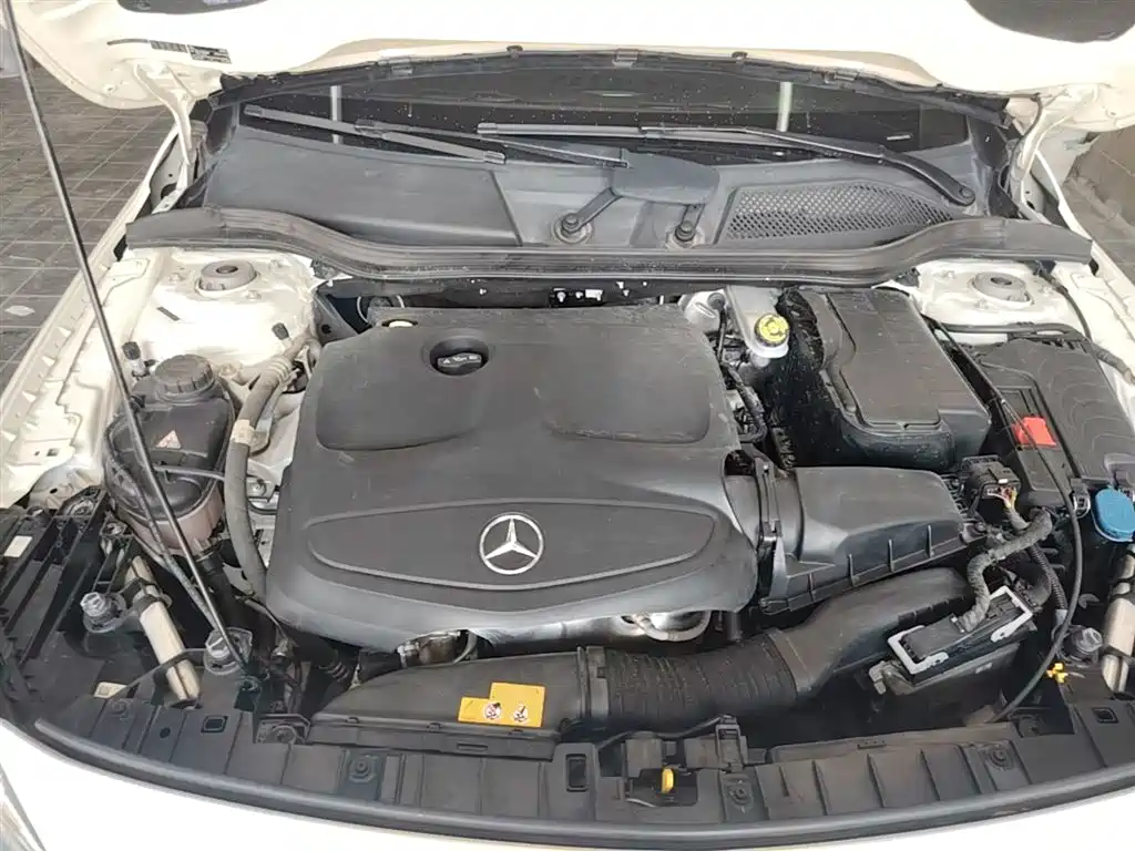 Mercedes-Benz GLA 2018 — фото 20