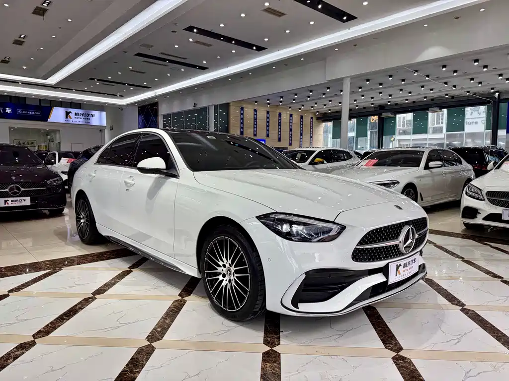 Mercedes-Benz C-Class 2023 — фото 4