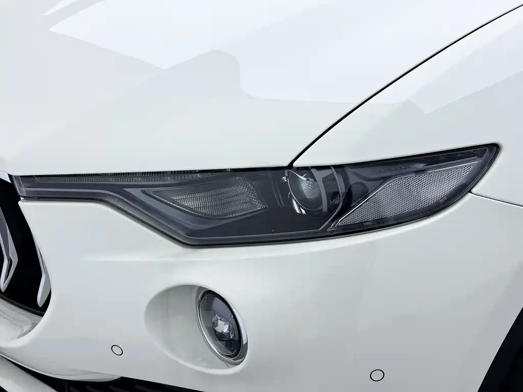 Maserati Levante 2021 — фото 12