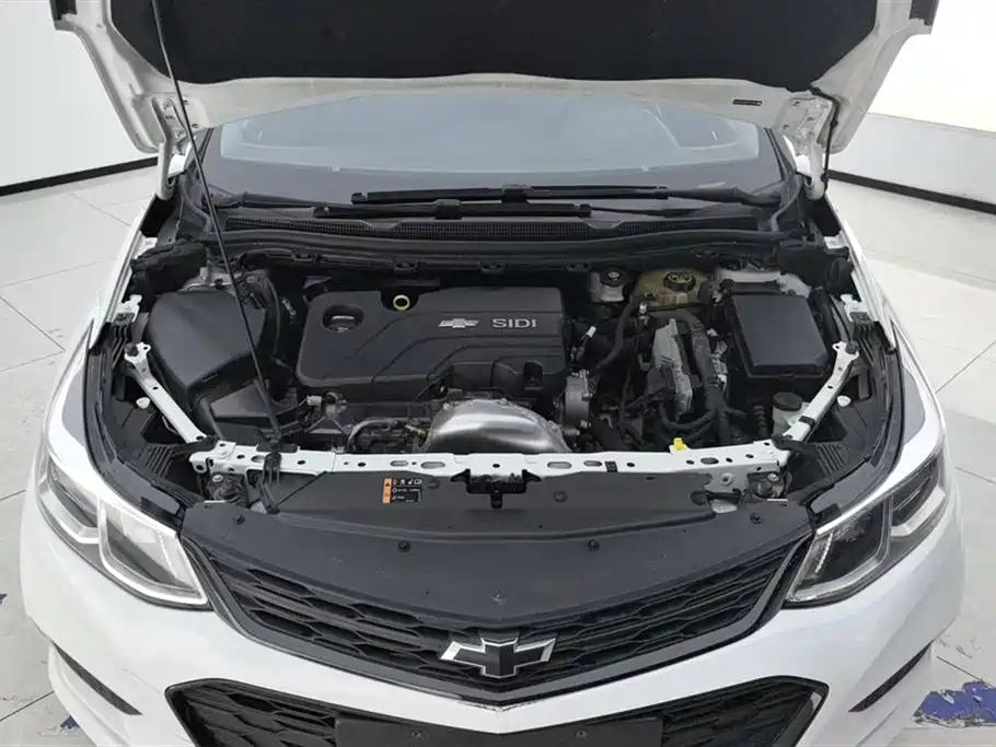 Chevrolet Cruze 2019 — фото 10