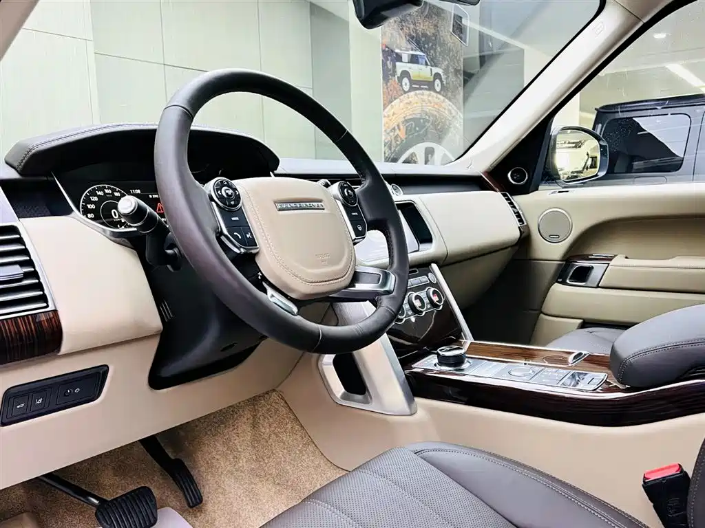 Land Rover Range Rover 2017 — фото 8