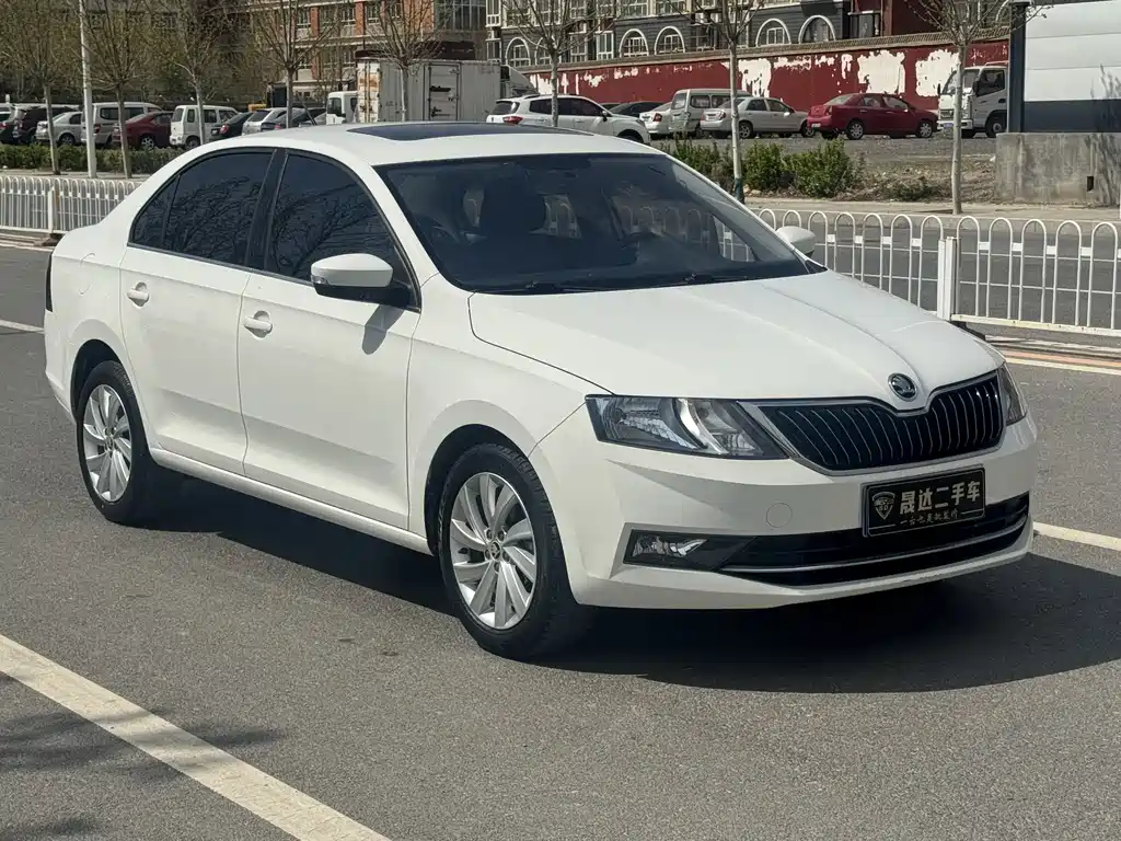Skoda Rapid 2019 — фото 3