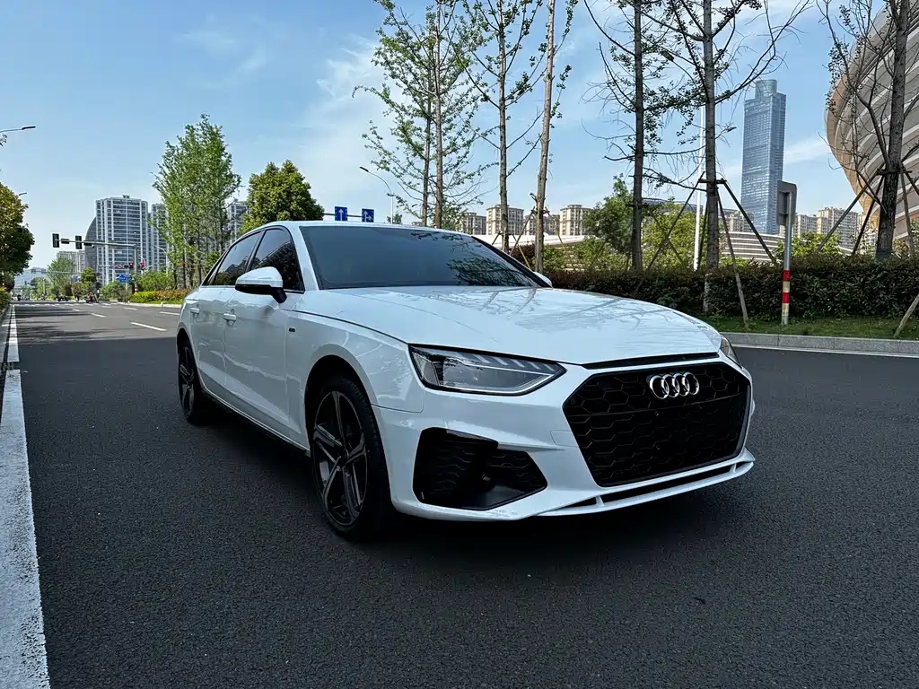 Audi A4L 2024 — фото 2