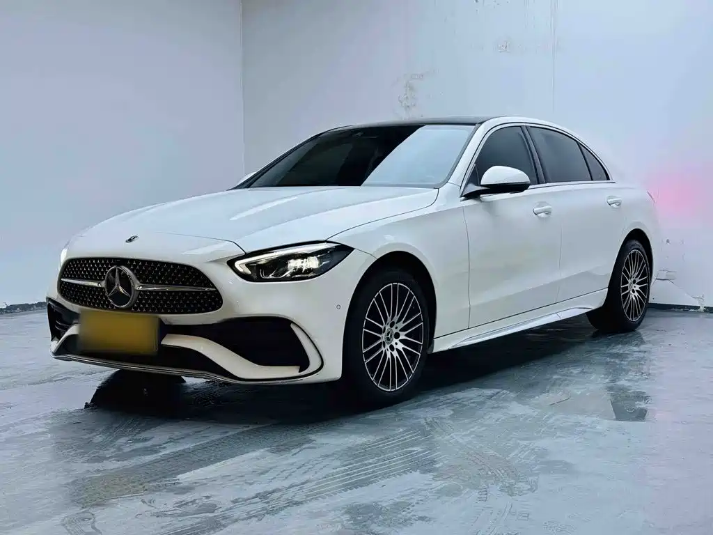 Mercedes-Benz C-Class 2024