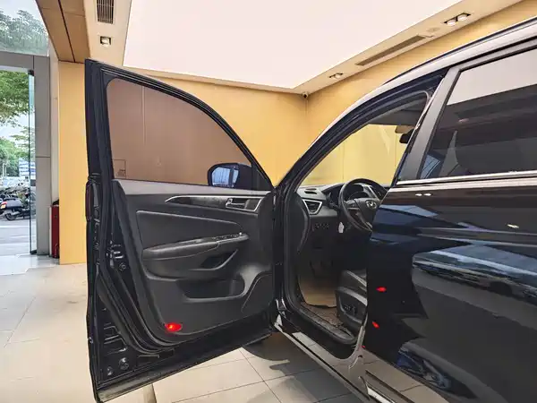 Changan CS75 2014