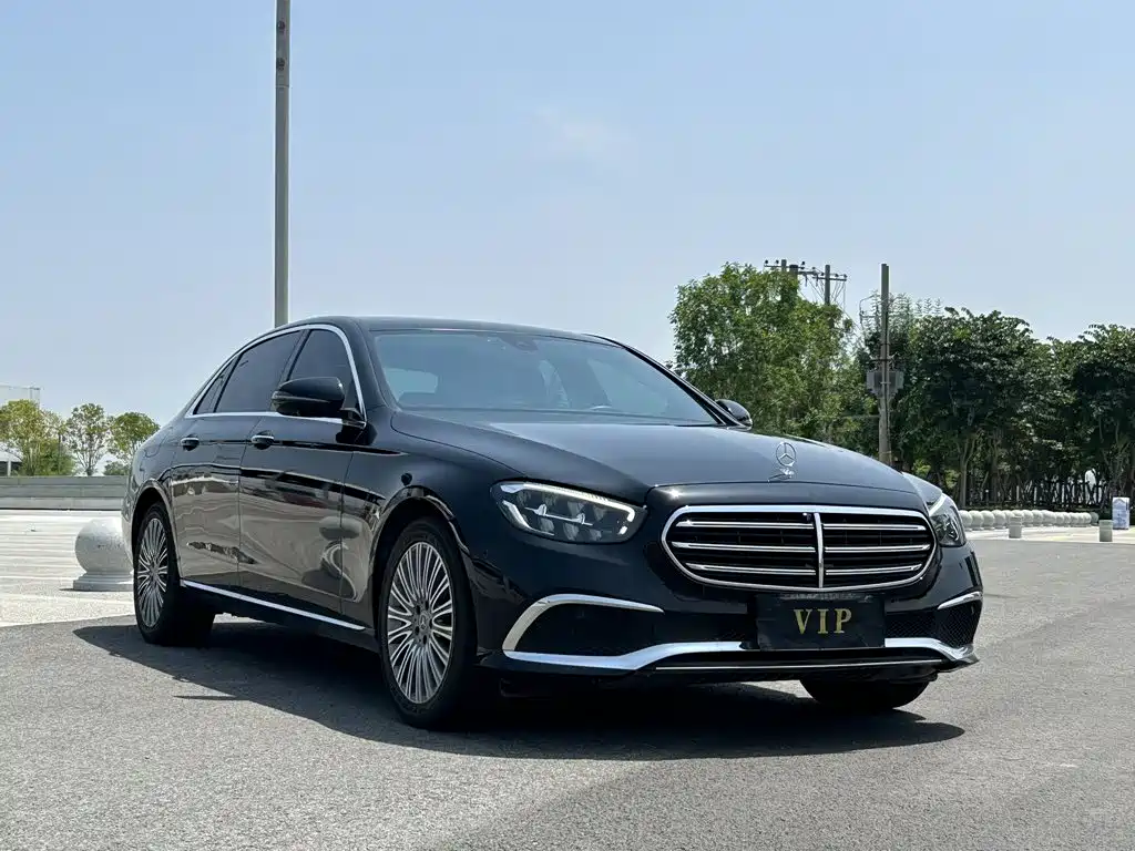 Mercedes-Benz E-Class 2021