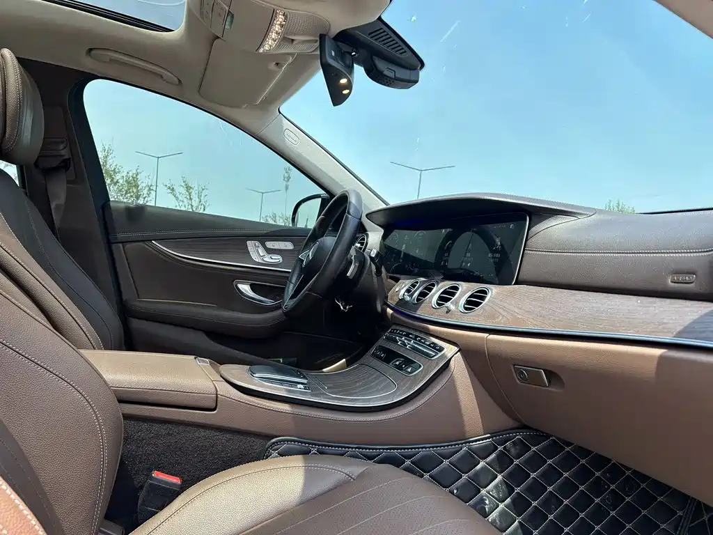 Mercedes-Benz E-Class 2021