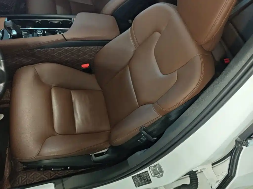 Volvo S90 2022 — фото 11