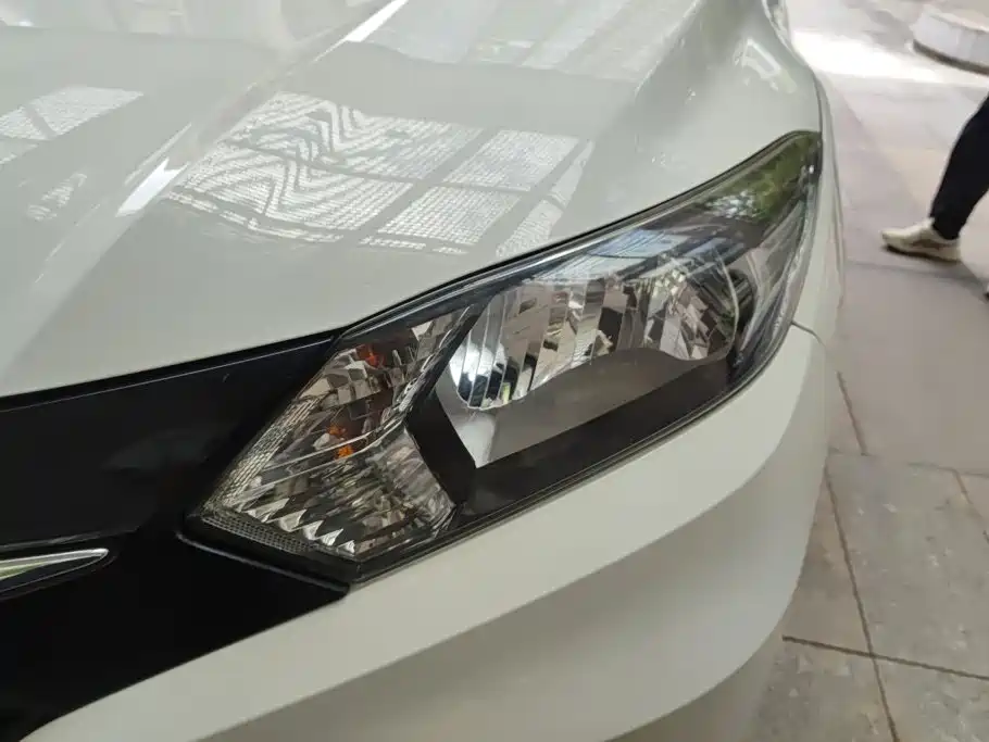 Honda Vezel 2016