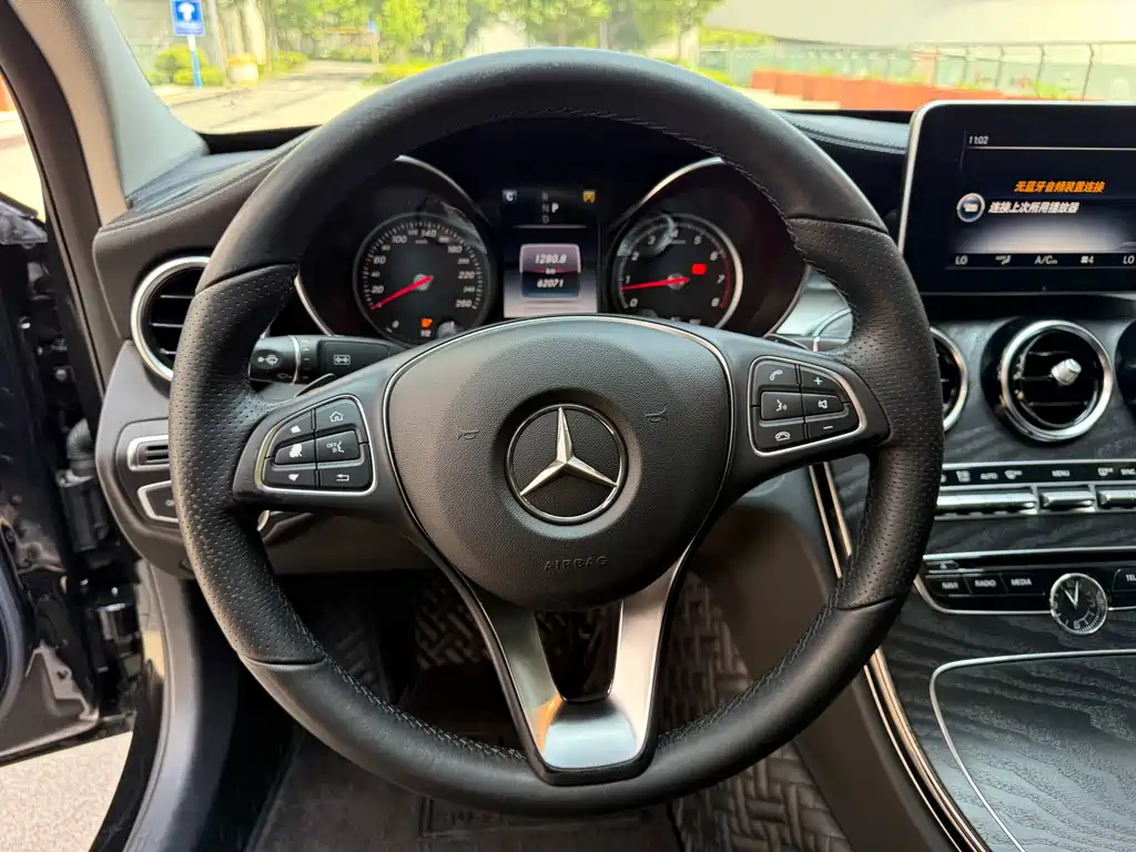 Mercedes-Benz C-Class 2017 — фото 24