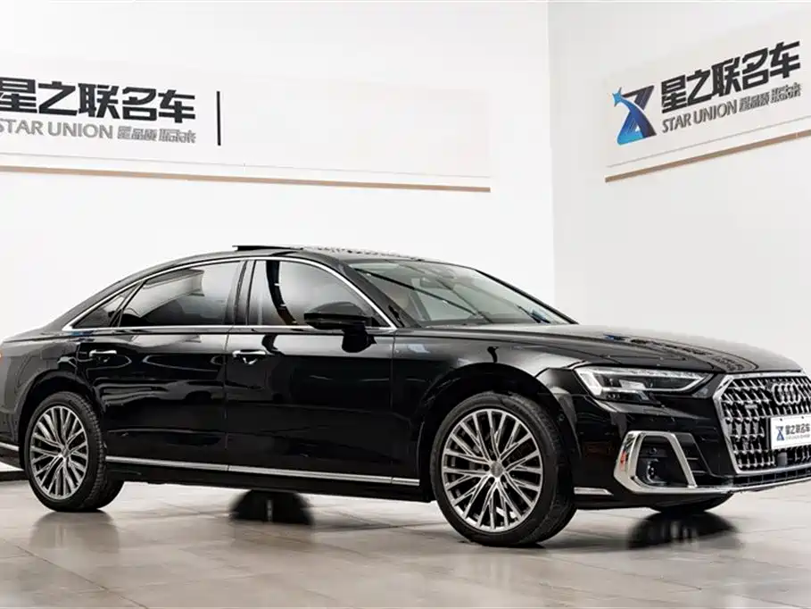 Audi A8 2023 — фото 6