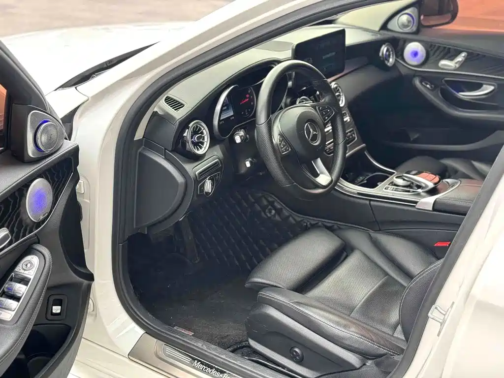 Mercedes-Benz C-Class 2015 — фото 7