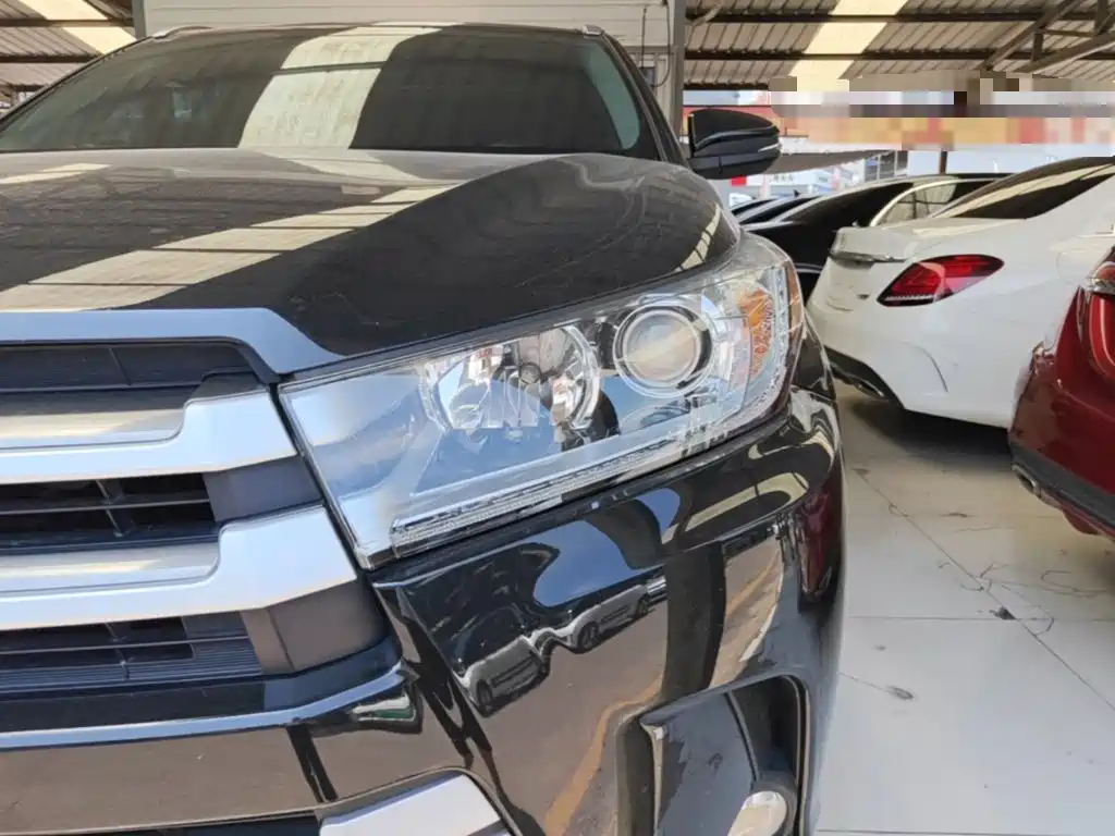 Toyota Highlander 2018 — фото 24