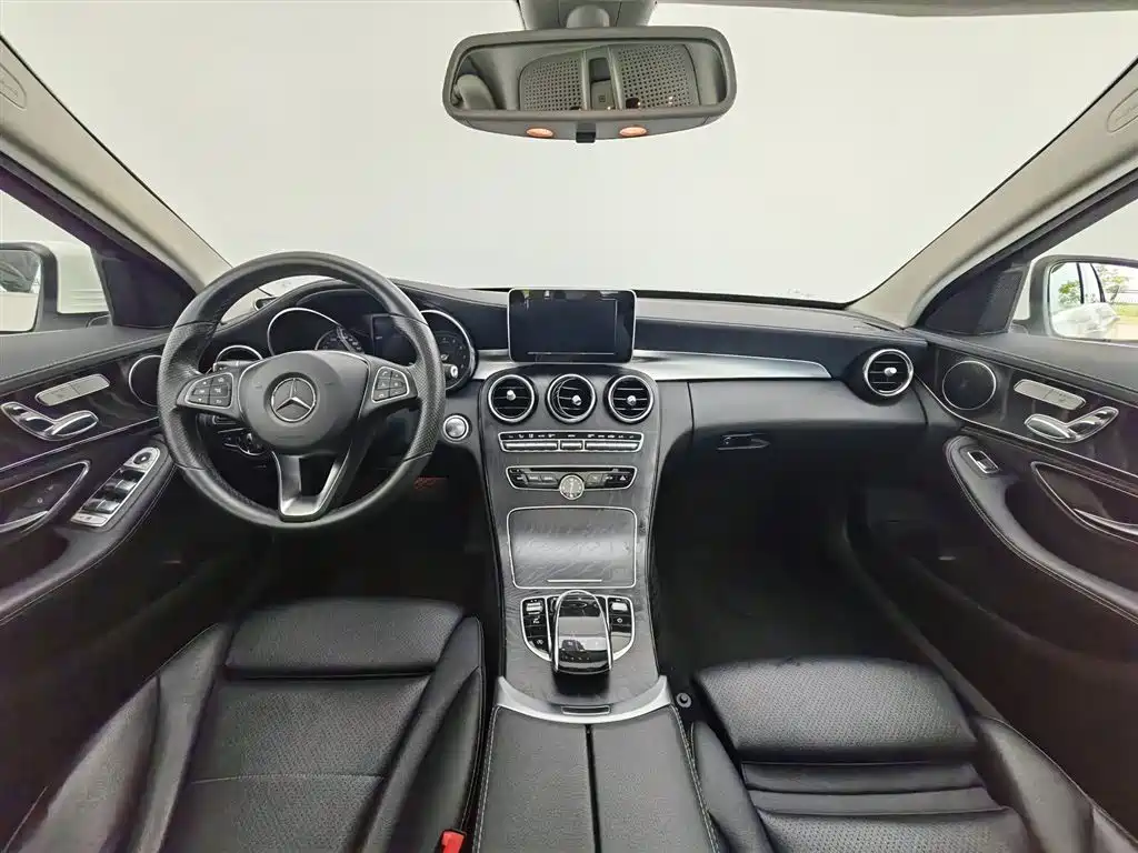 Mercedes-Benz C-Class 2017 — фото 5