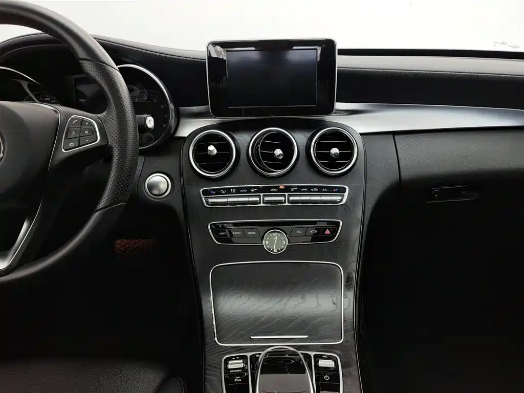 Mercedes-Benz C-Class 2017 — фото 12