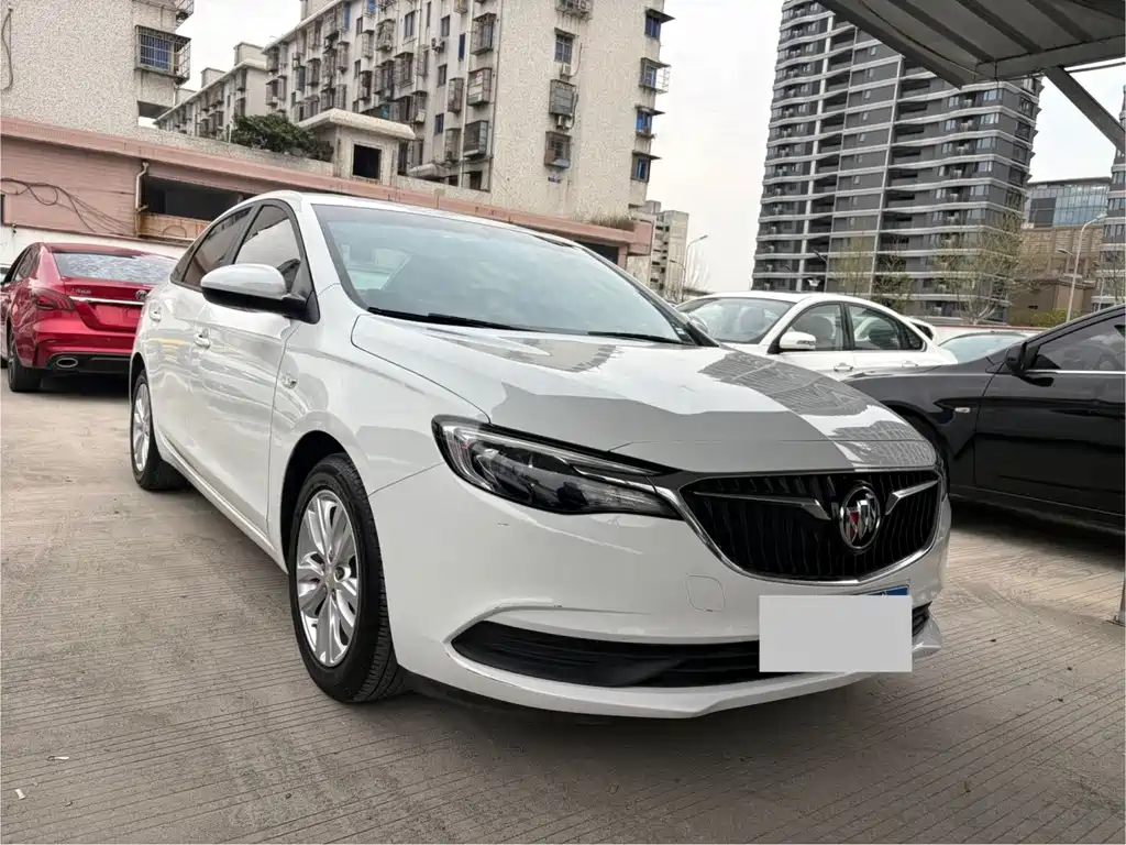 Buick Excelle 2021 — фото 2