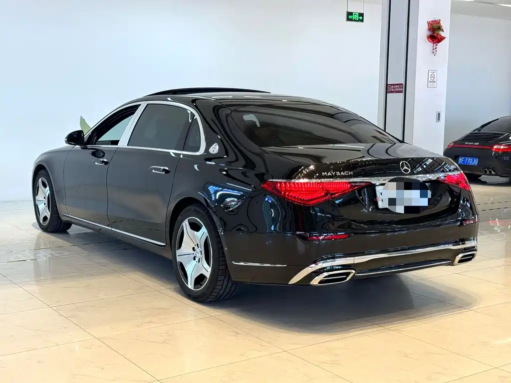 Mercedes-Benz Maybach S-Class 2023 — фото 9