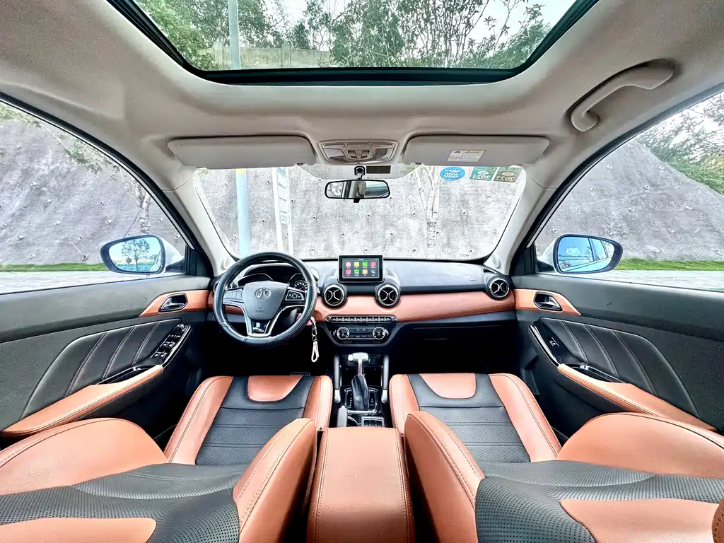 BAIC Shenbao X35 2016 — фото 36