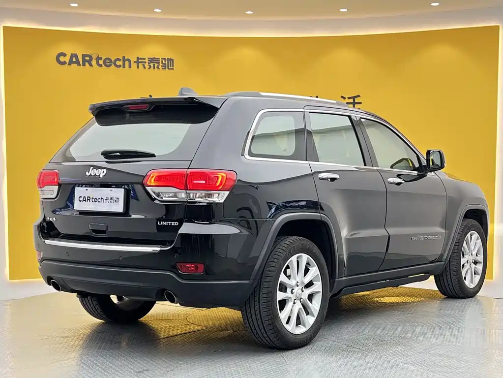 Jeep Grand Cherokee 2019 — фото 28