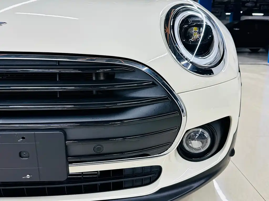 MINI Clubman 2021 — фото 8