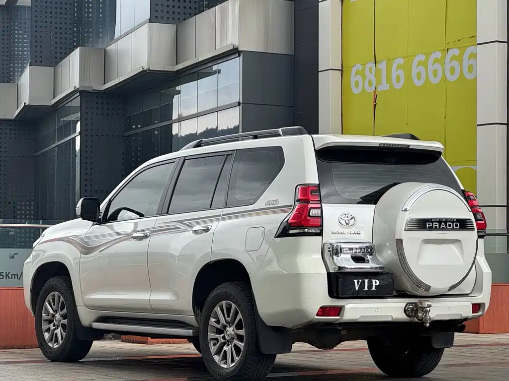 Toyota Prado 2018 — фото 6
