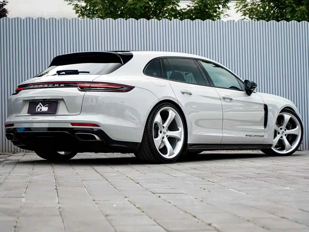 Porsche Panamera 2019 — фото 2