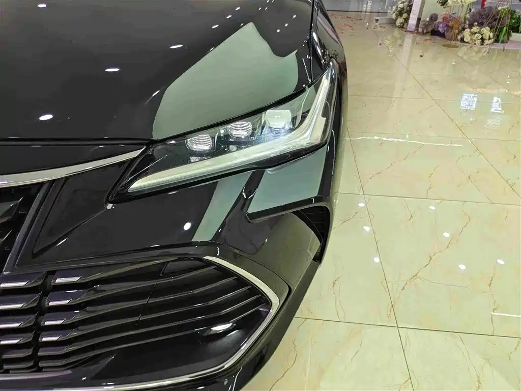 Toyota Avalon 2022 — фото 15