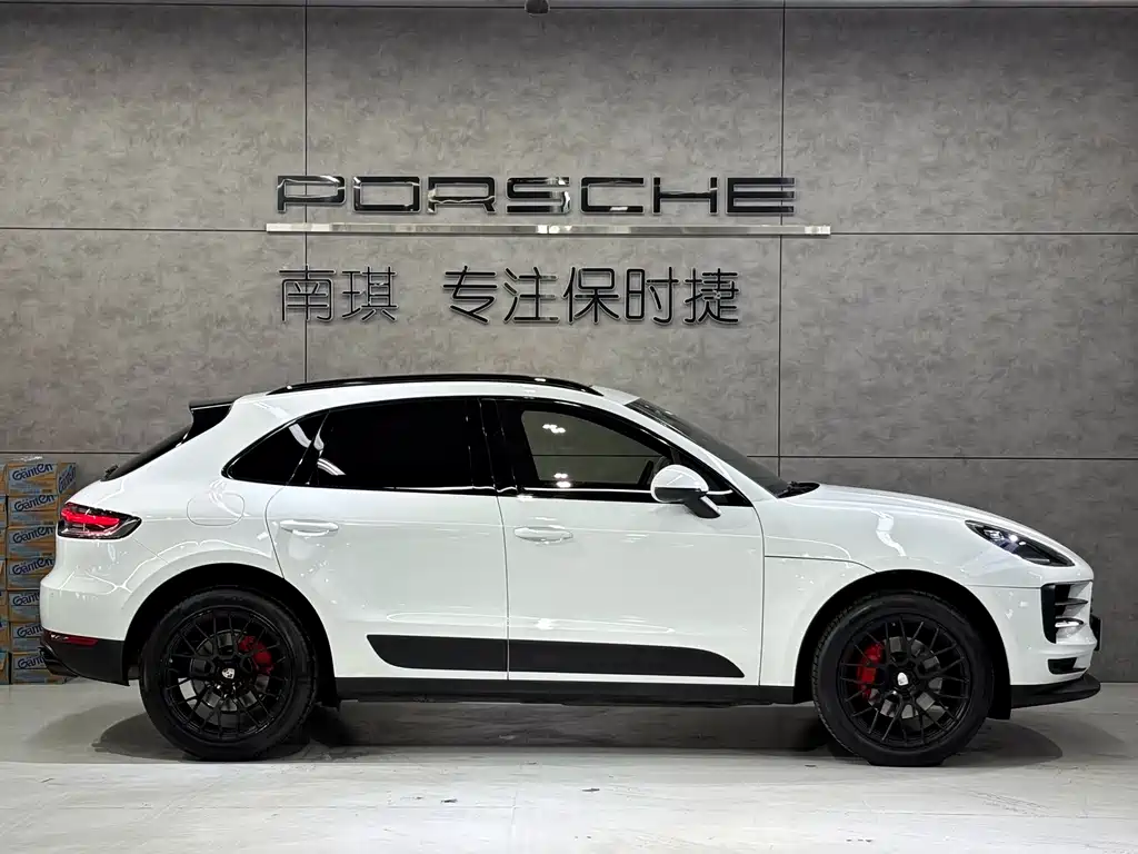 Porsche Macan 2021 — фото 4