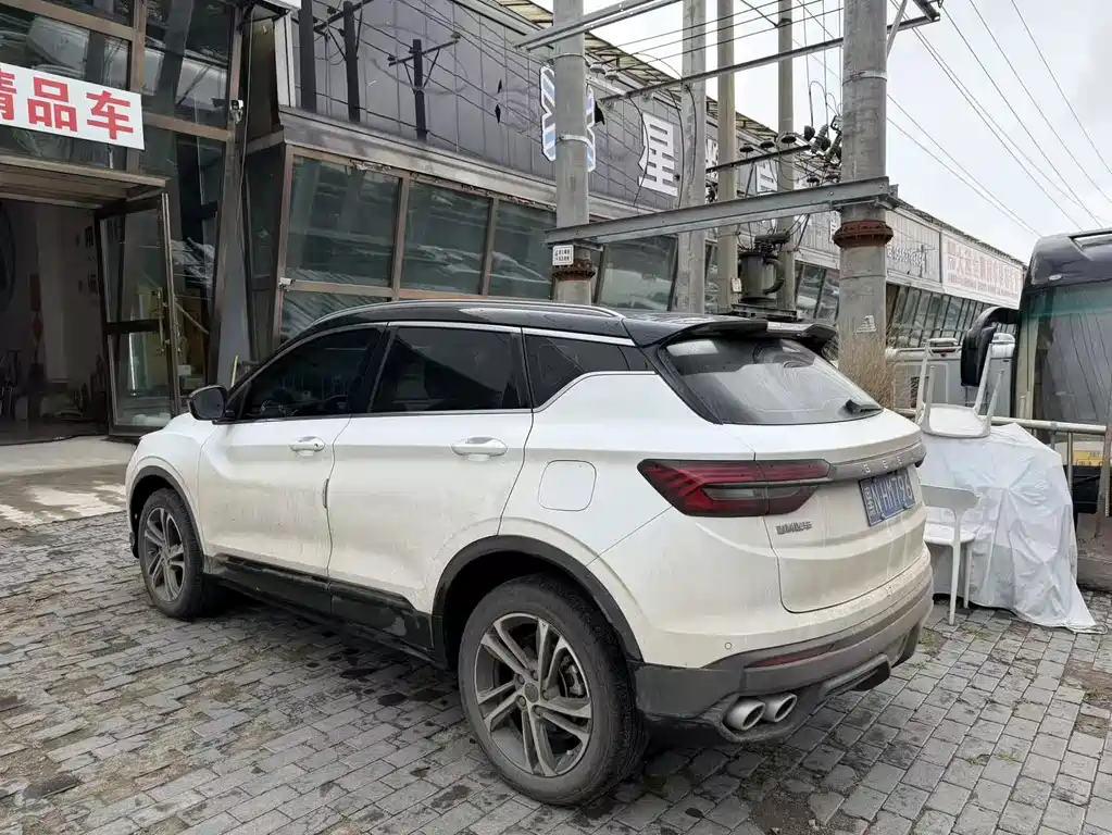 Geely Binyue 2022