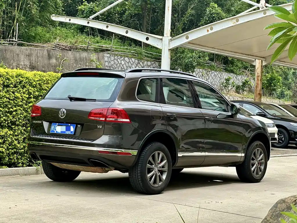 Volkswagen Touareg 2017 — фото 5