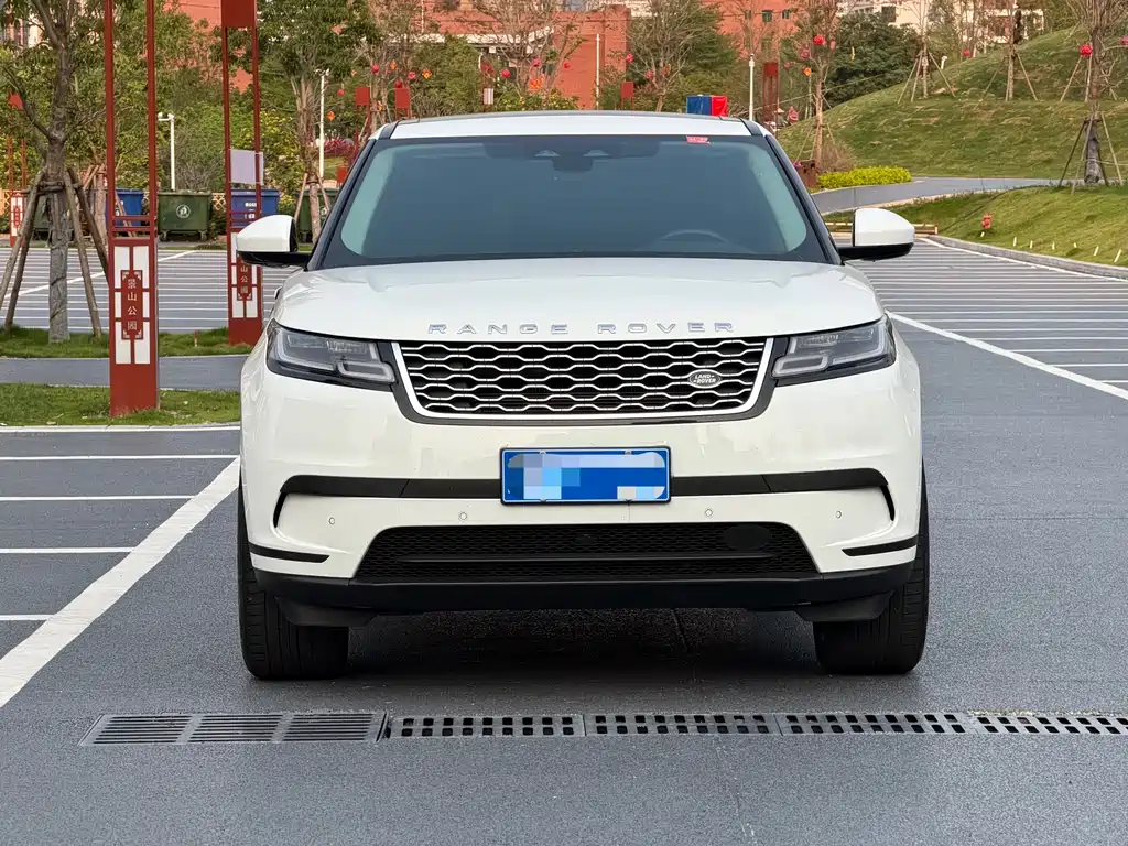 Land Rover Velar 2023 — фото 2