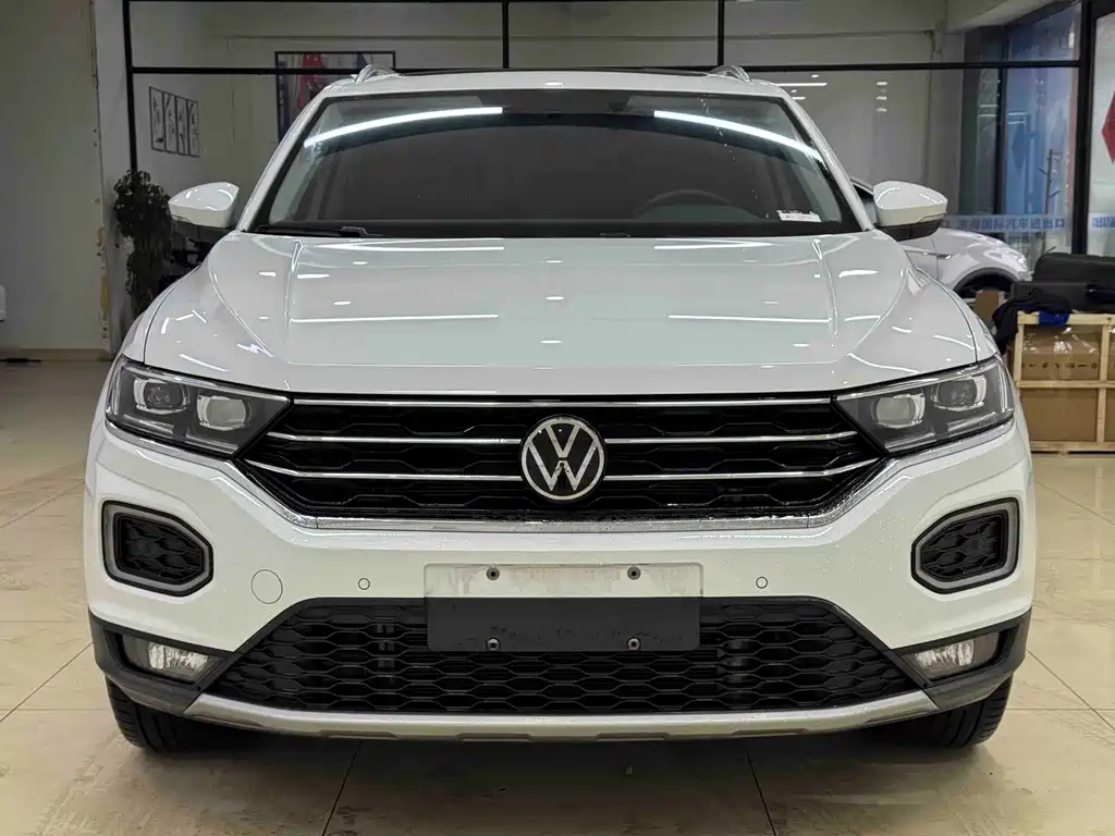 Volkswagen T-Roc 2022 — фото 2