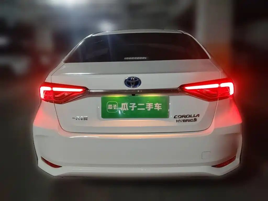 Toyota Corolla 2022 — фото 3
