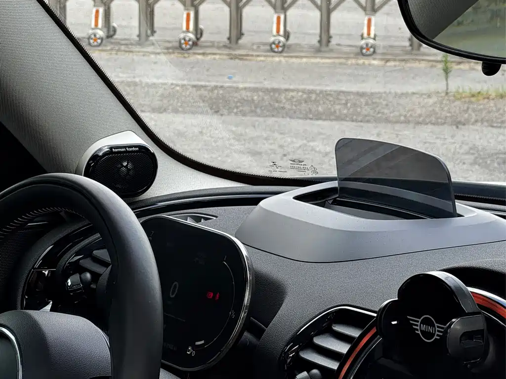 MINI Clubman 2021 — фото 10