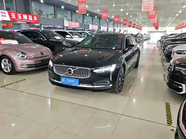 Volvo S90 2024