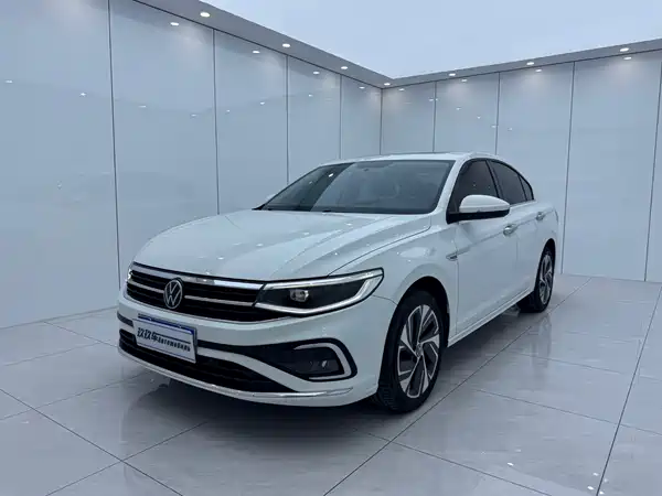 Volkswagen Bora 2023