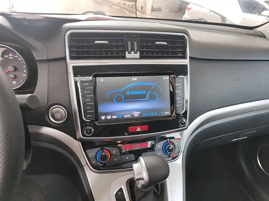 Haval M6 2020 — фото 13