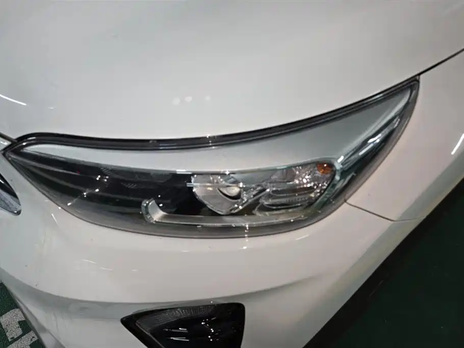 Kia KX1 2018 — фото 5