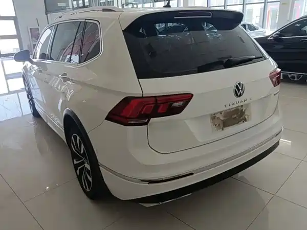 Volkswagen Tiguan L 2021