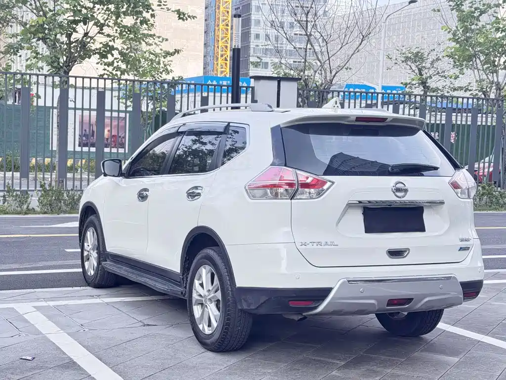 Nissan X-Trail 2014 — фото 7