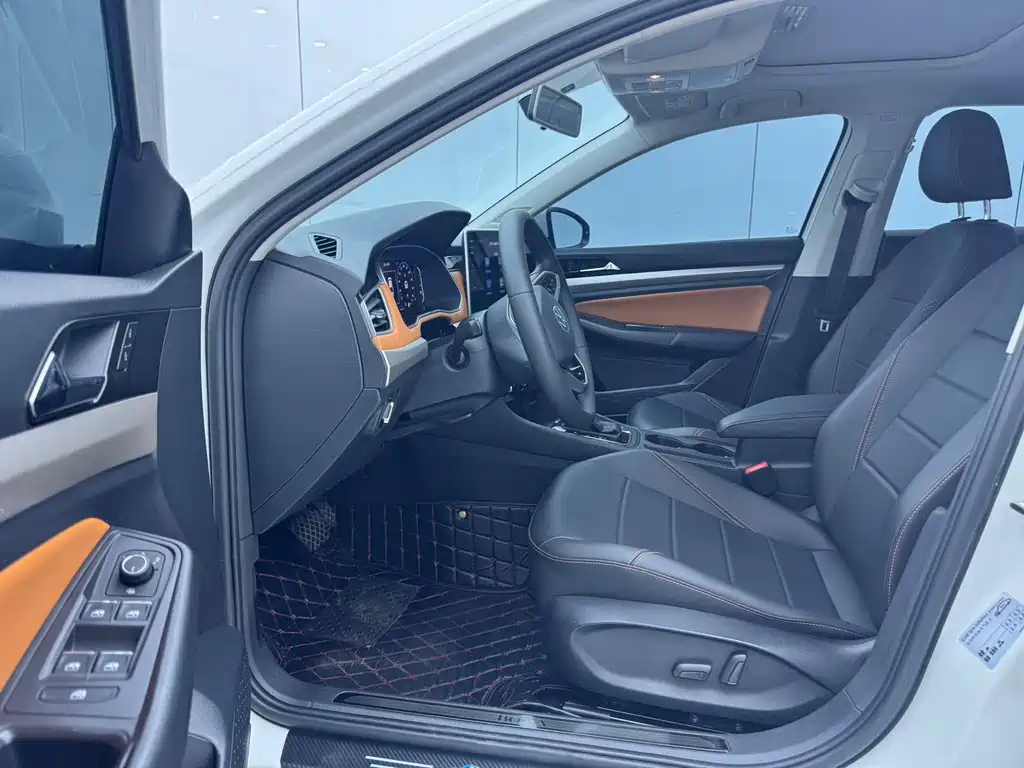 Volkswagen Bora 2023